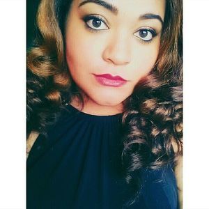 Meet your Posher, Christina