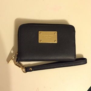 Michael Kors wristlet