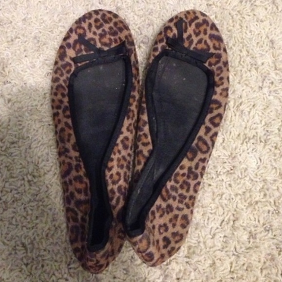 Cheetah print ballet flats