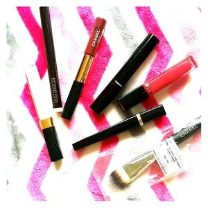 Chanel makeup lot