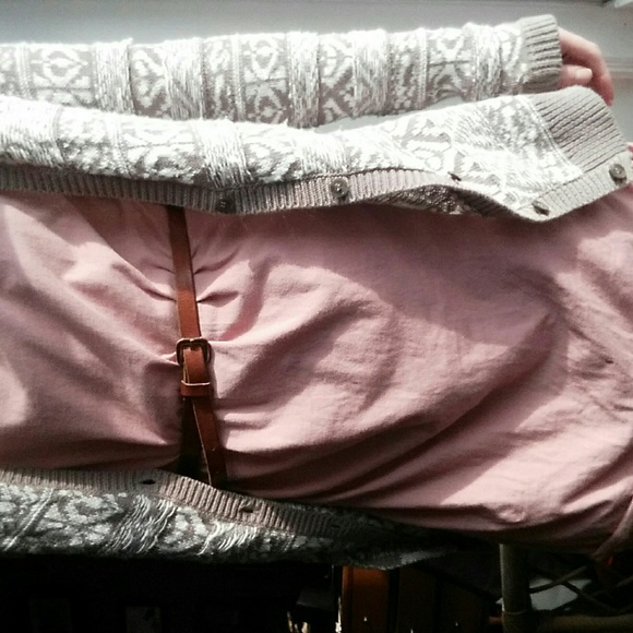 Sun & Shadow Cozy Cardigan - Picture 3 of 4