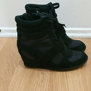 Vera Wang Sneaker Wedges