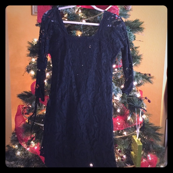 Black Solitaire Mini Dress! 🎀