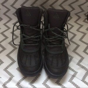 NIKE ACG Woodside II