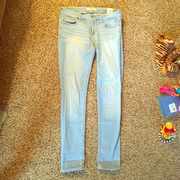 Hollister jeans