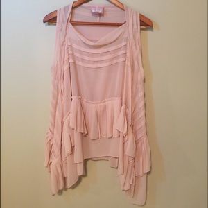 Romeo and Juliet Couture Flowy Tunic Top, Size S