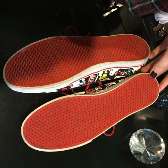 Hello kitty vans 🐱 - Picture 3 of 4