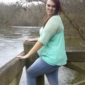 Meet your Posher, Monica