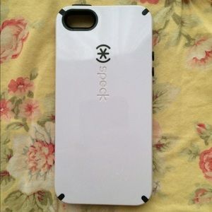Speck iPhone 5s case