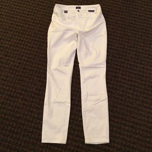 Misses NYDJ legging size 6