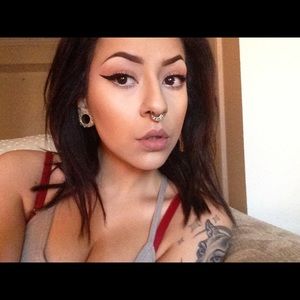 Meet your Posher, Gabriella