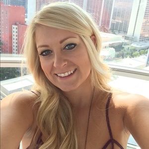 Meet your Posher, Meagan