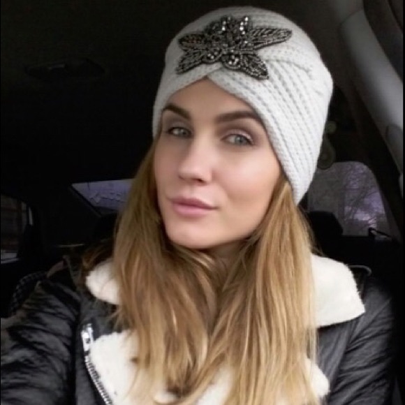 Embellished Winter Turban Hat - Picture 3 of 4