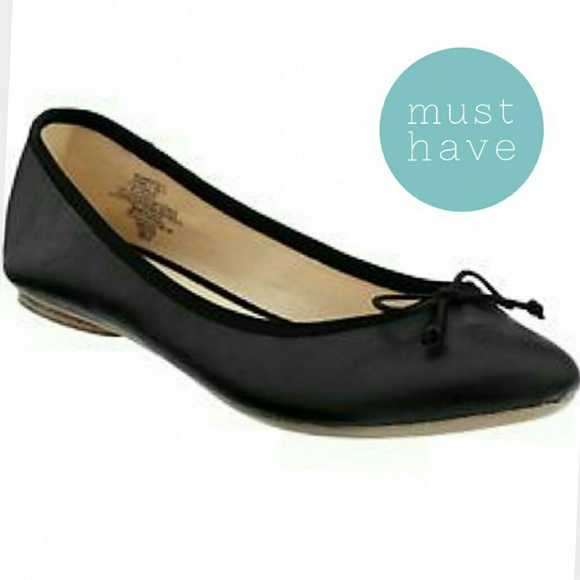 New* Black Ballet Flats - Picture 4 of 4