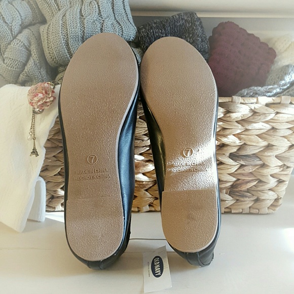 New* Black Ballet Flats - Picture 3 of 4