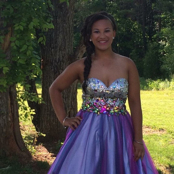 Ball gown Prom Dress - Picture 2 of 4