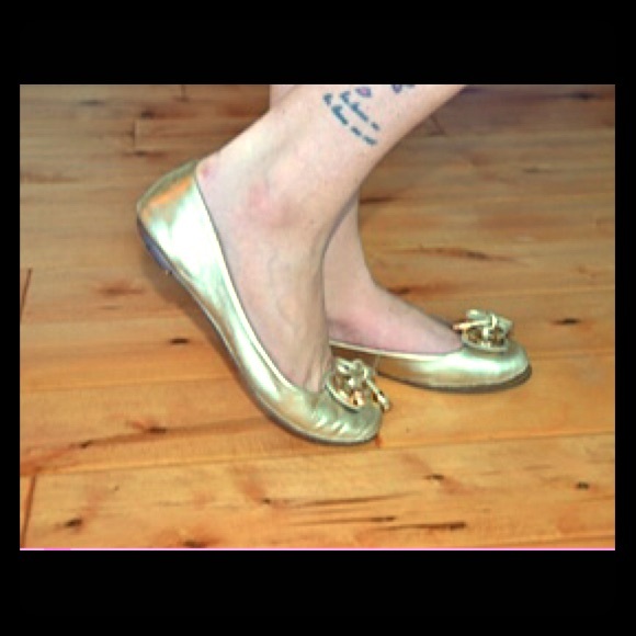 Jeffrey Campbell Metallic Flats with Bows! 🎀