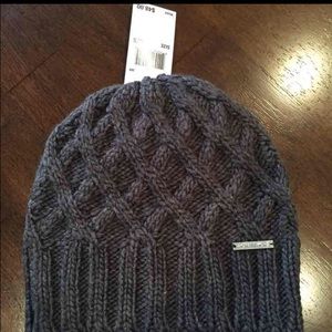 MK women dark grey hat