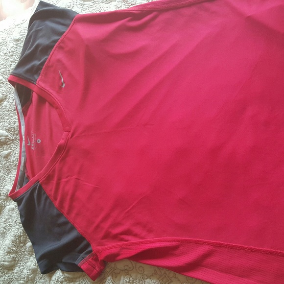 Like new Nike dri-fit running top