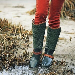 Green Sperry Boots sz 6