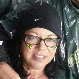 Meet your Posher, Carrie