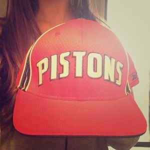 Pistons jersey hat