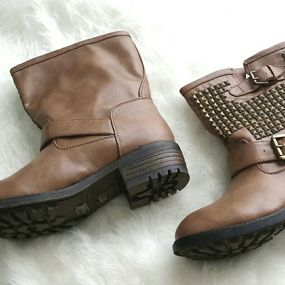 ❤2xHost Pick❤ New studded moto boots - Picture 4 of 4