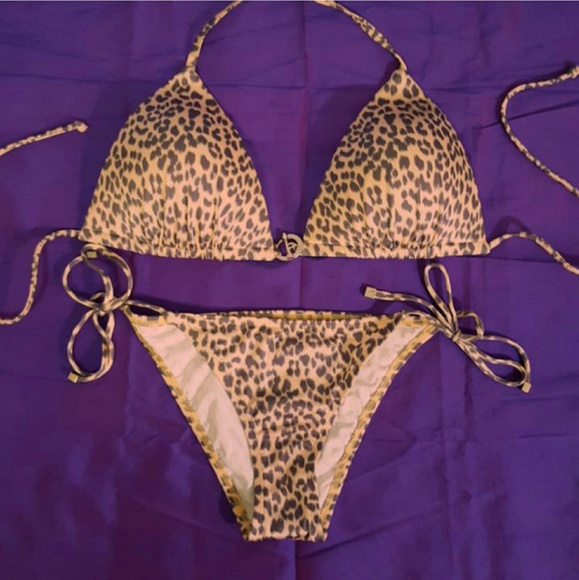 VS Leopard Bikini Set. Large/medium