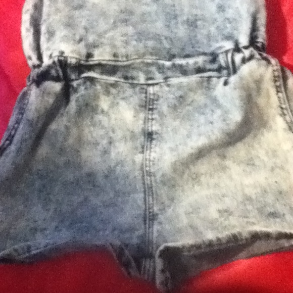 Jean romper - Picture 2 of 3