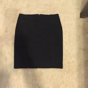 NWT. Black Express Pencil Skirt