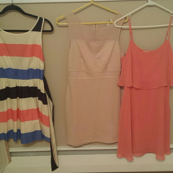 Forever 21 spring time dress bundle! NEVER WORN