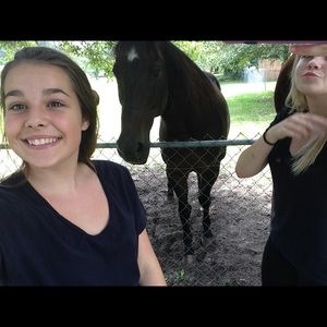 Meet your Posher, Clara