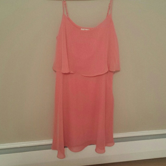 NEVER WORN Pink layered spring dress!