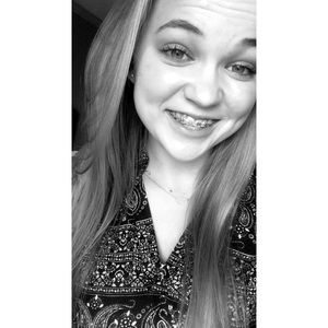 Meet your Posher, Amy