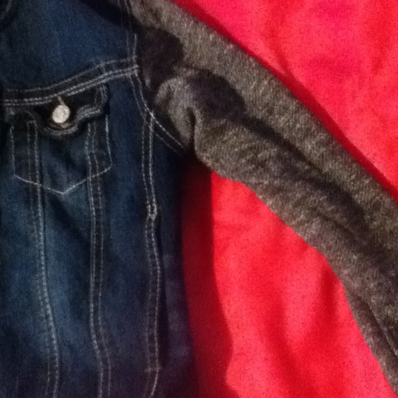 Jean jacket - Picture 3 of 4