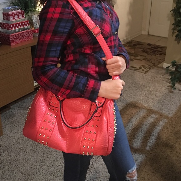 Handbags - 💕Cool orange/salmon studded shoulder bag