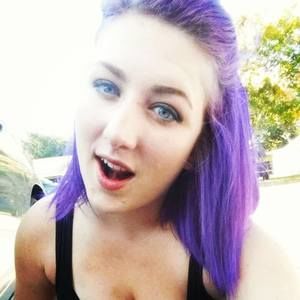 Meet your Posher, Courtney