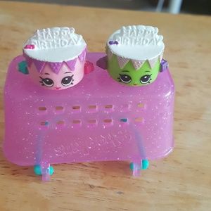 Season 3 shopkins birthday Betty
