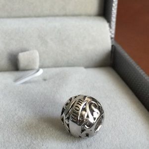 Sterling silver MOM bead charm