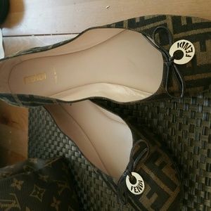 Fendi flats size 10 40