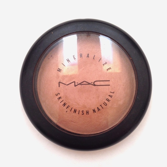 MAC Cosmetics Other - Mac authentic medium deep skinfinish powder