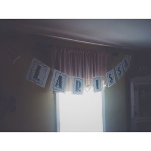 Meet your Posher, Larissa