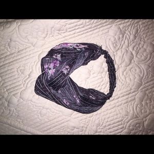 Floral twisted head band