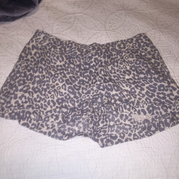 Cynthia Rowley dress shorts! EUC!!
