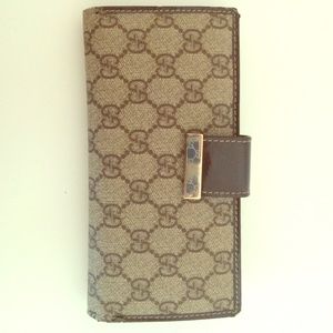 Large Gucci Wallet