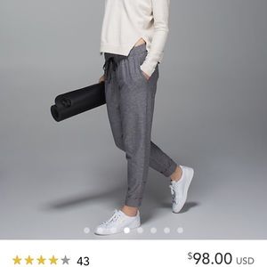 SOLD Lululemon Jet Crop