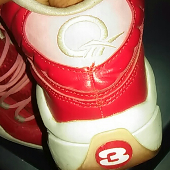 Red Reebok questions - Picture 3 of 3