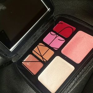 NARS LIP AND CHEEK PALETTE NEW