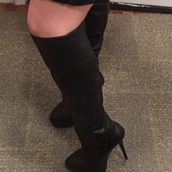 Steve Madden boots. Never worn. - Picture 4 of 4