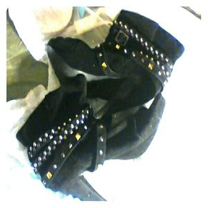 Super sexy peep toe booties